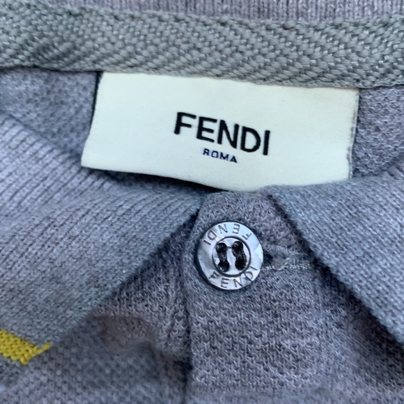 Boys fendi polo size 5 - Picture 2 of 4